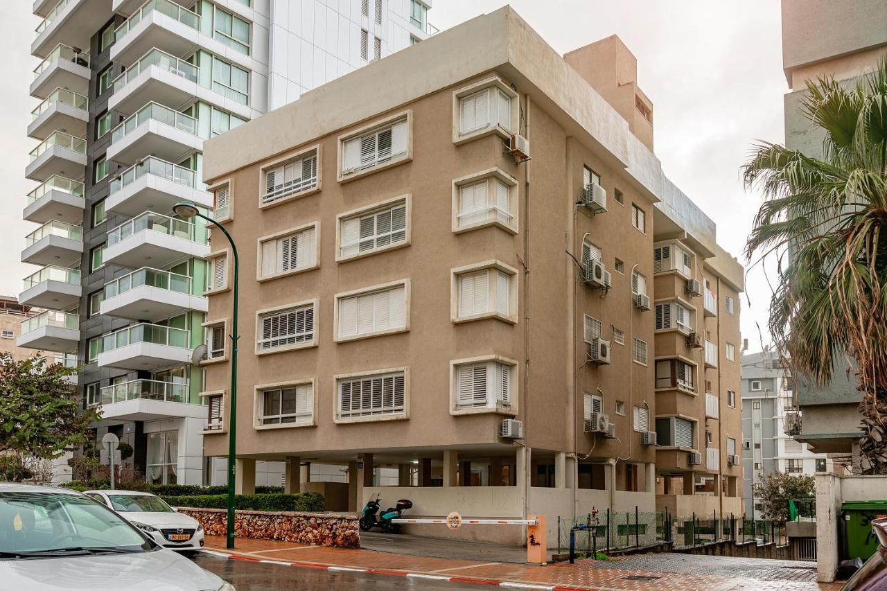 City Center Family Relax Apartment Netanya Exterior photo